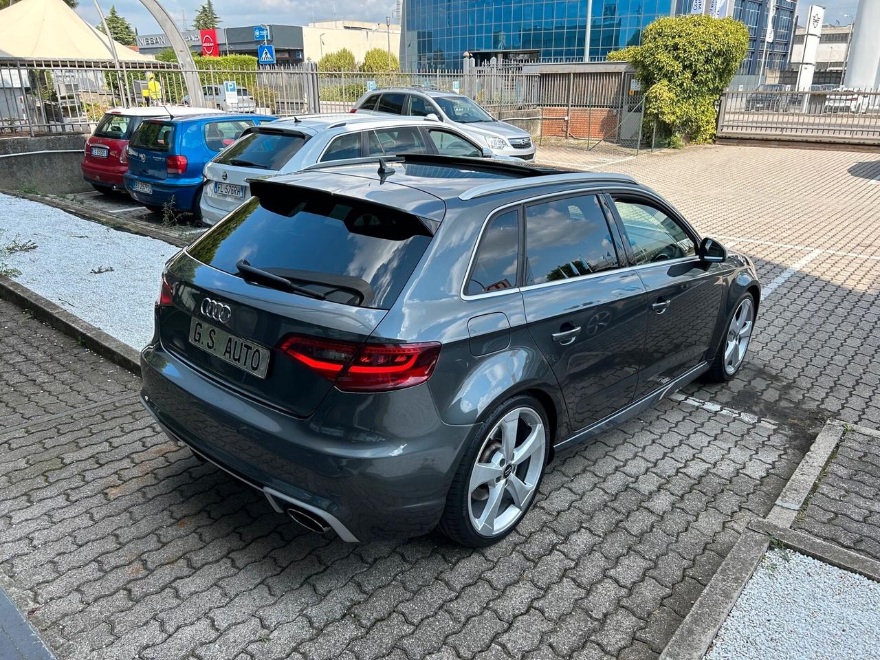 Audi RS3 Sportback 2.5 tfsi quattro s-tronic