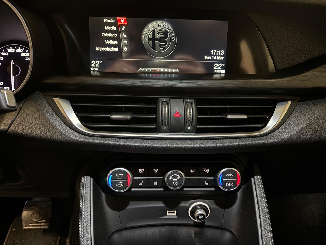 Alfa Romeo Stelvio 2.2 Turbodiesel 210 CV AT8 Q4 Super