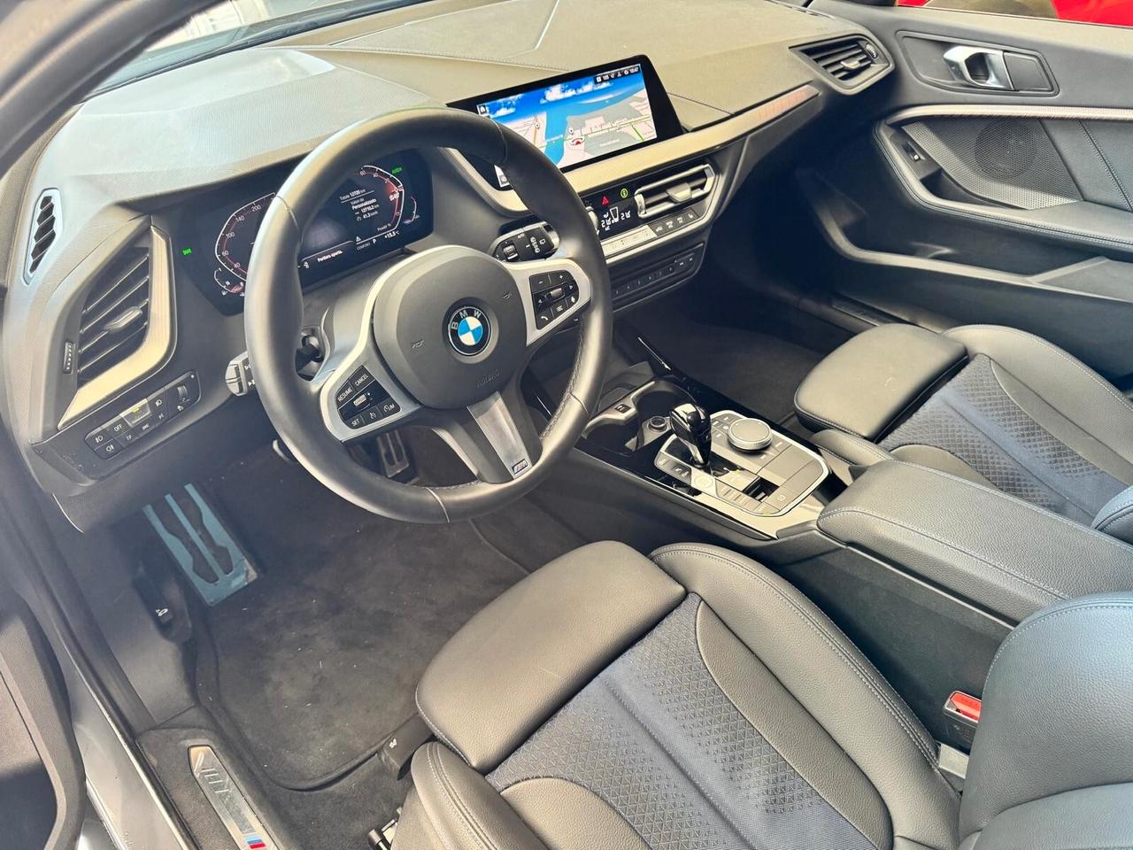 Bmw 118 118i 5p. Msport