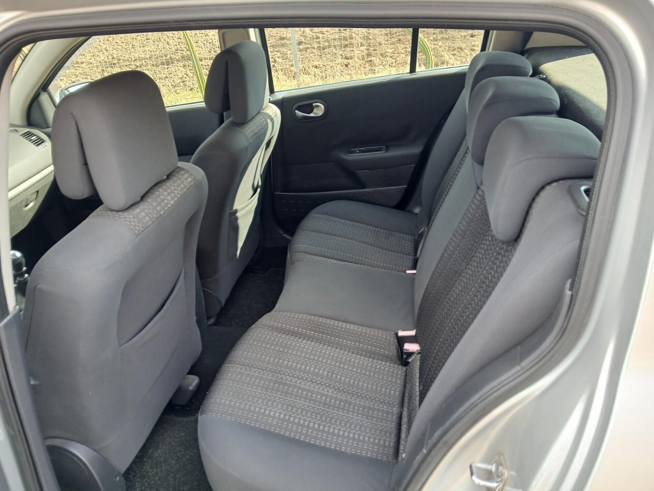 Renault Megane 1.5 dCi/105CV 5 porte 1 proprietari