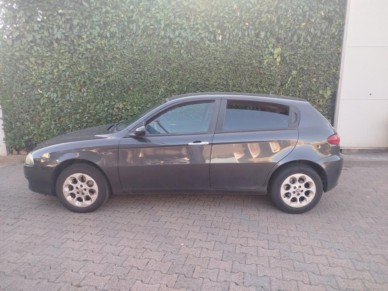 Alfa Romeo 147 1.9 JTD M-JET 16V 5 porte Prog.