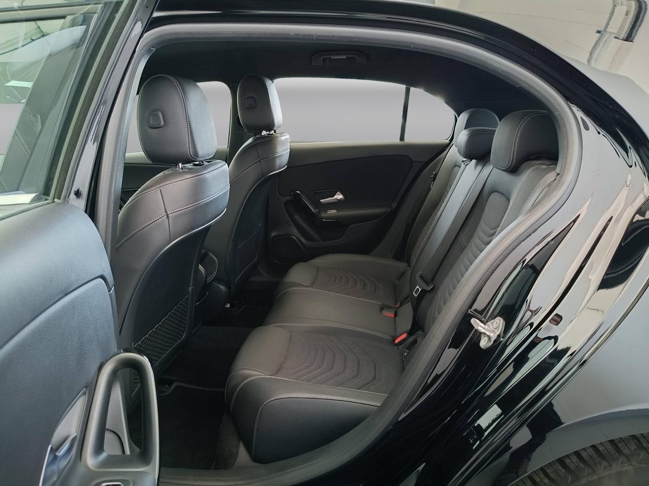 Mercedes-Benz Classe A - W177 2018 - A 180 d Business Extra auto