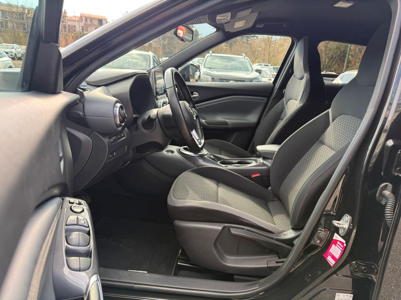 Nissan Juke 1.0 DIG-T 114 CV N-Connecta