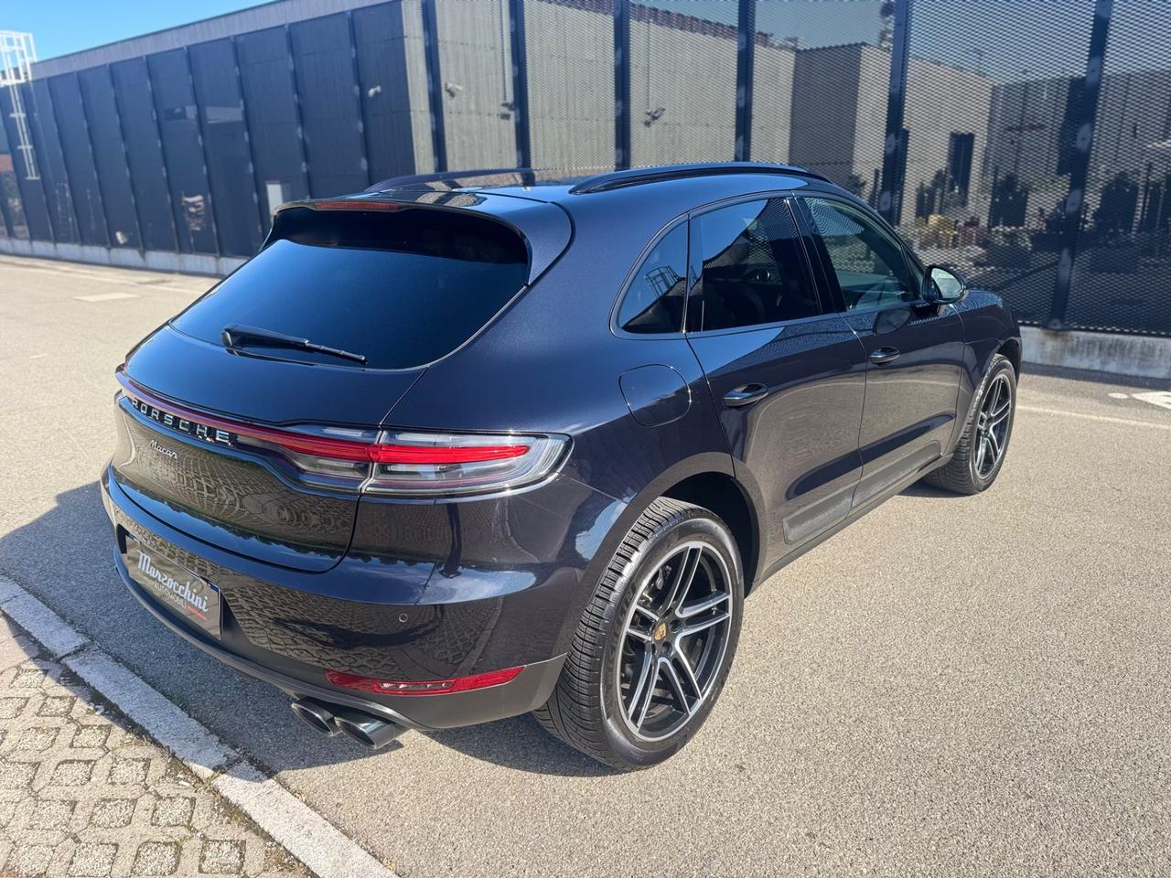 PORSCHE MACAN 2.0 245 APPROVED