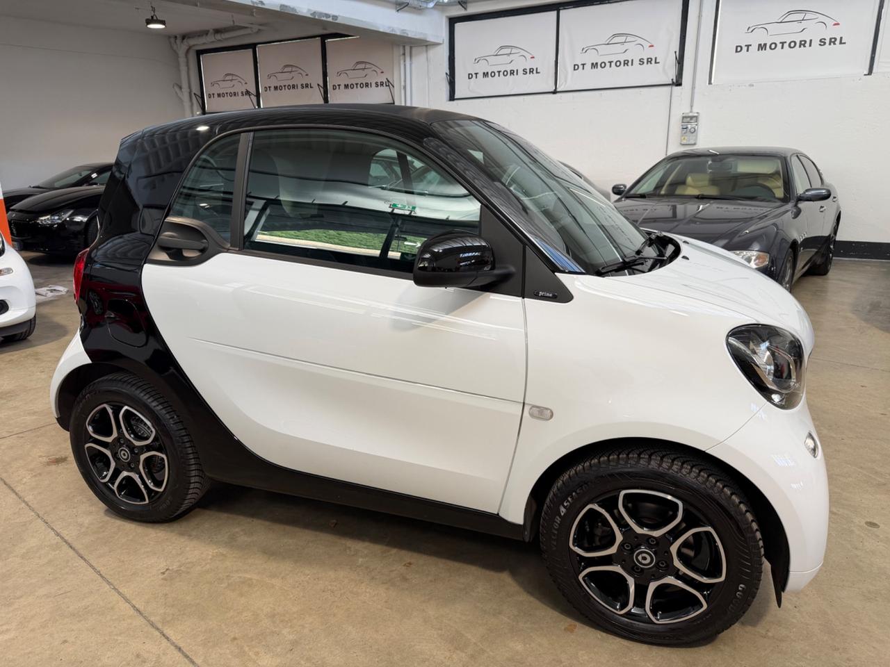 Smart ForTwo TAGLIANDI MERCEDES-PARI AL NUOVO-SCHERMO