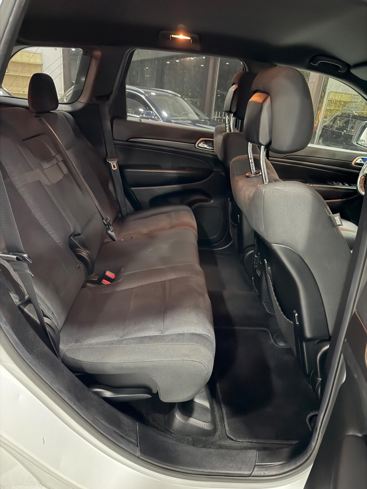 Jeep Grand Cherokee 3.0 V6 CRD Multijet II Laredo