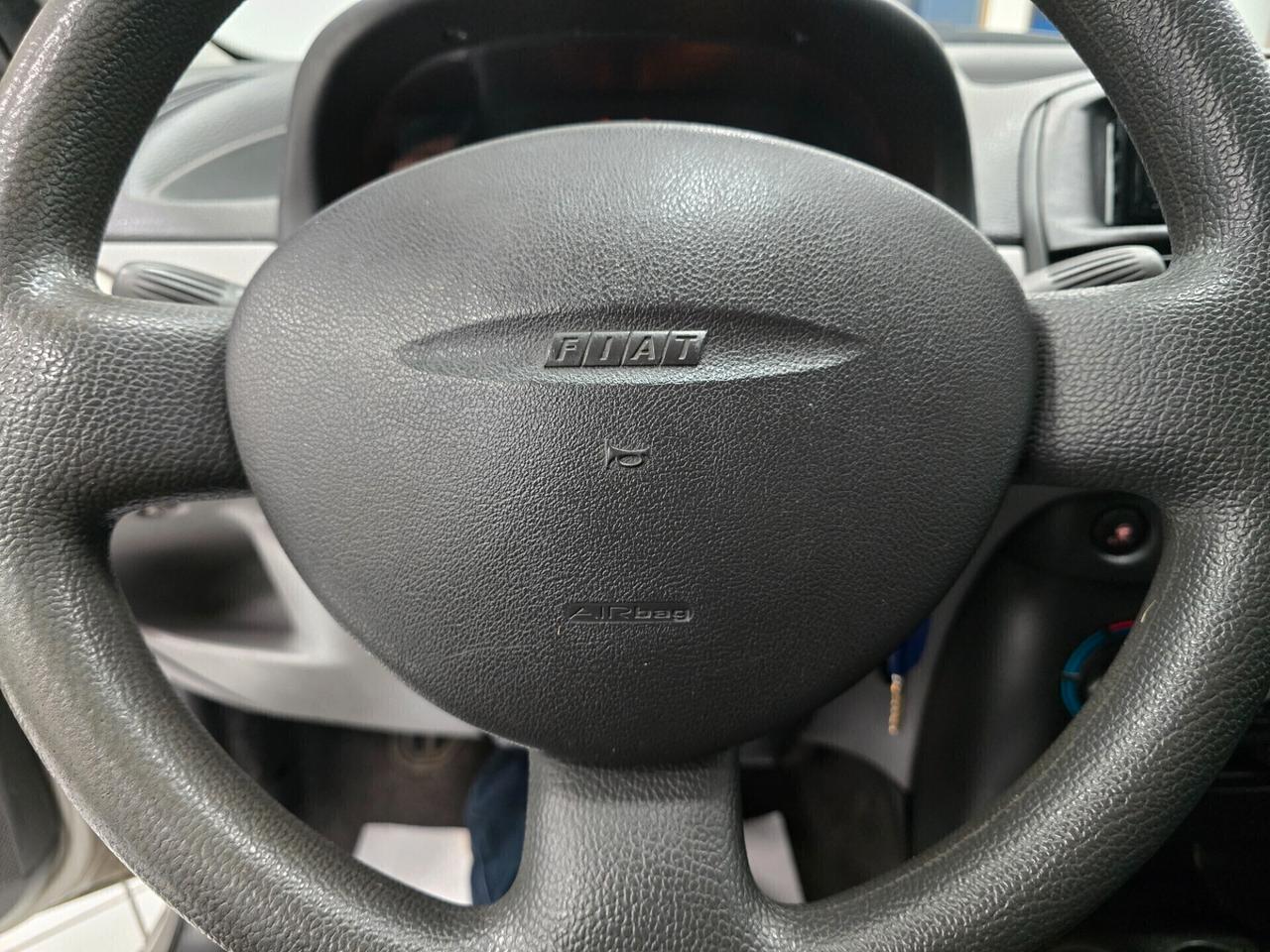 Fiat Punto 1.2i cat 5 porte 2000 NEOPATENTATI