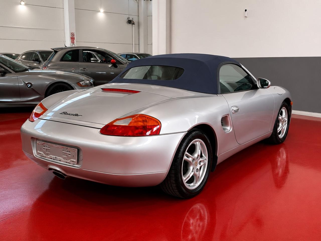 Porsche Boxster 2.5i 24V cat