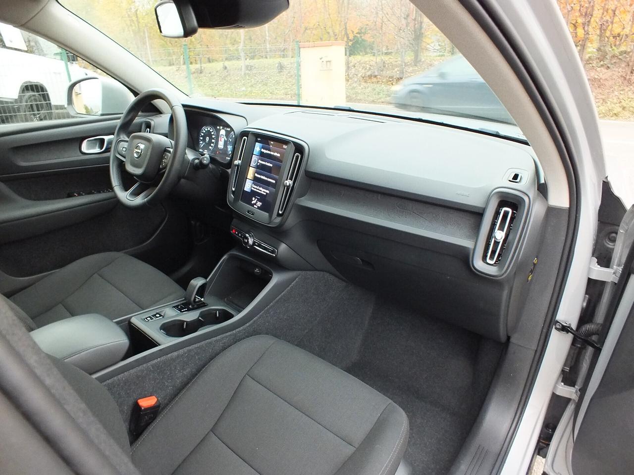 VOLVO XC40 B3 AUTOM.AUTOCARRO N1