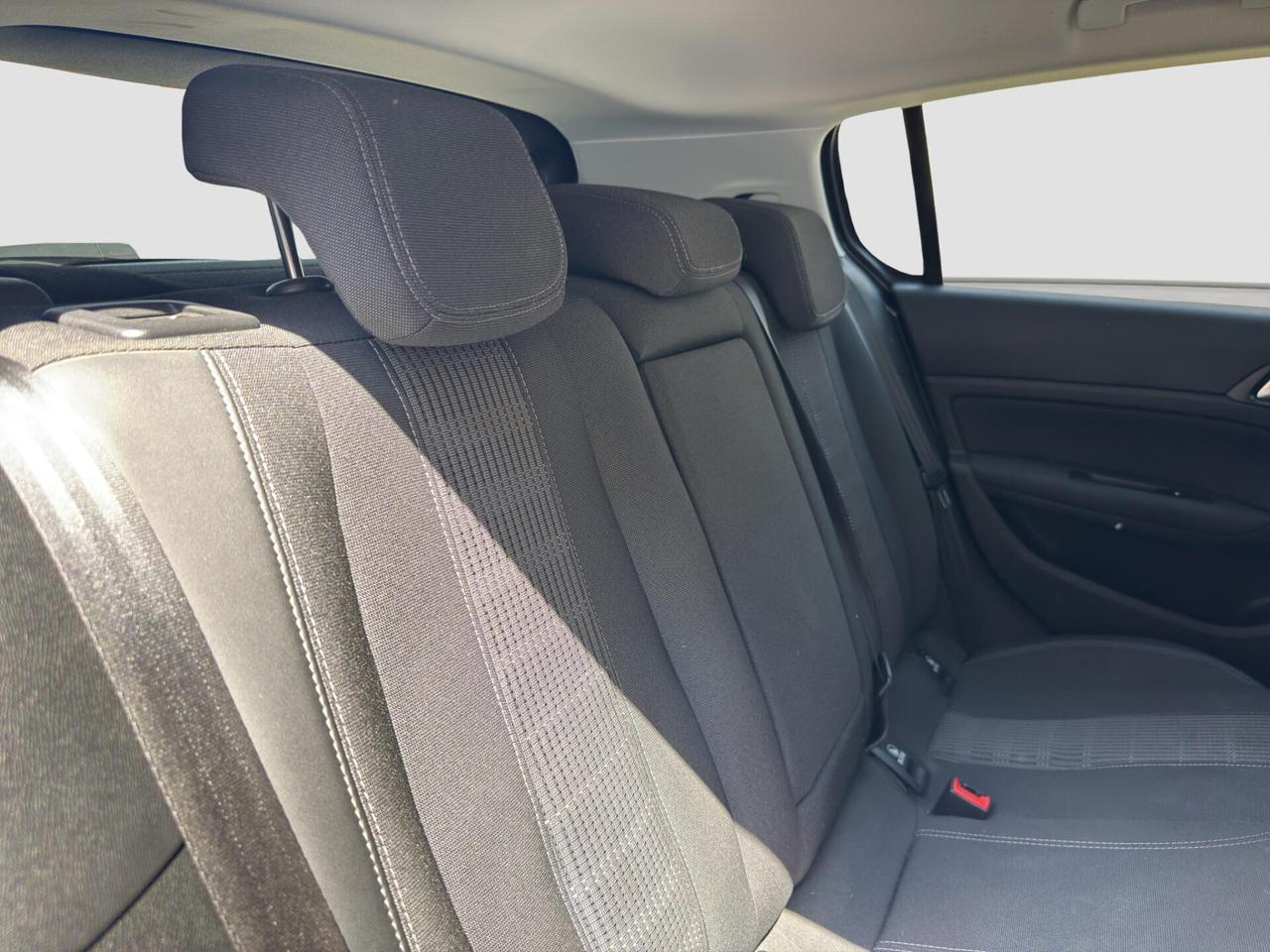 Peugeot 308 5p 1.2 puretech 130cv Allure Pack 2021