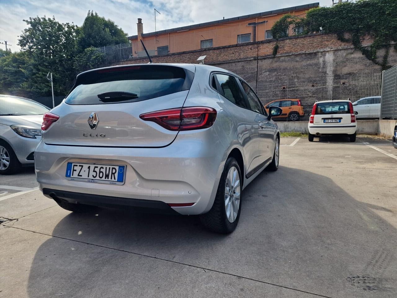 Renault Clio TCe 100 CV 5 porte Business