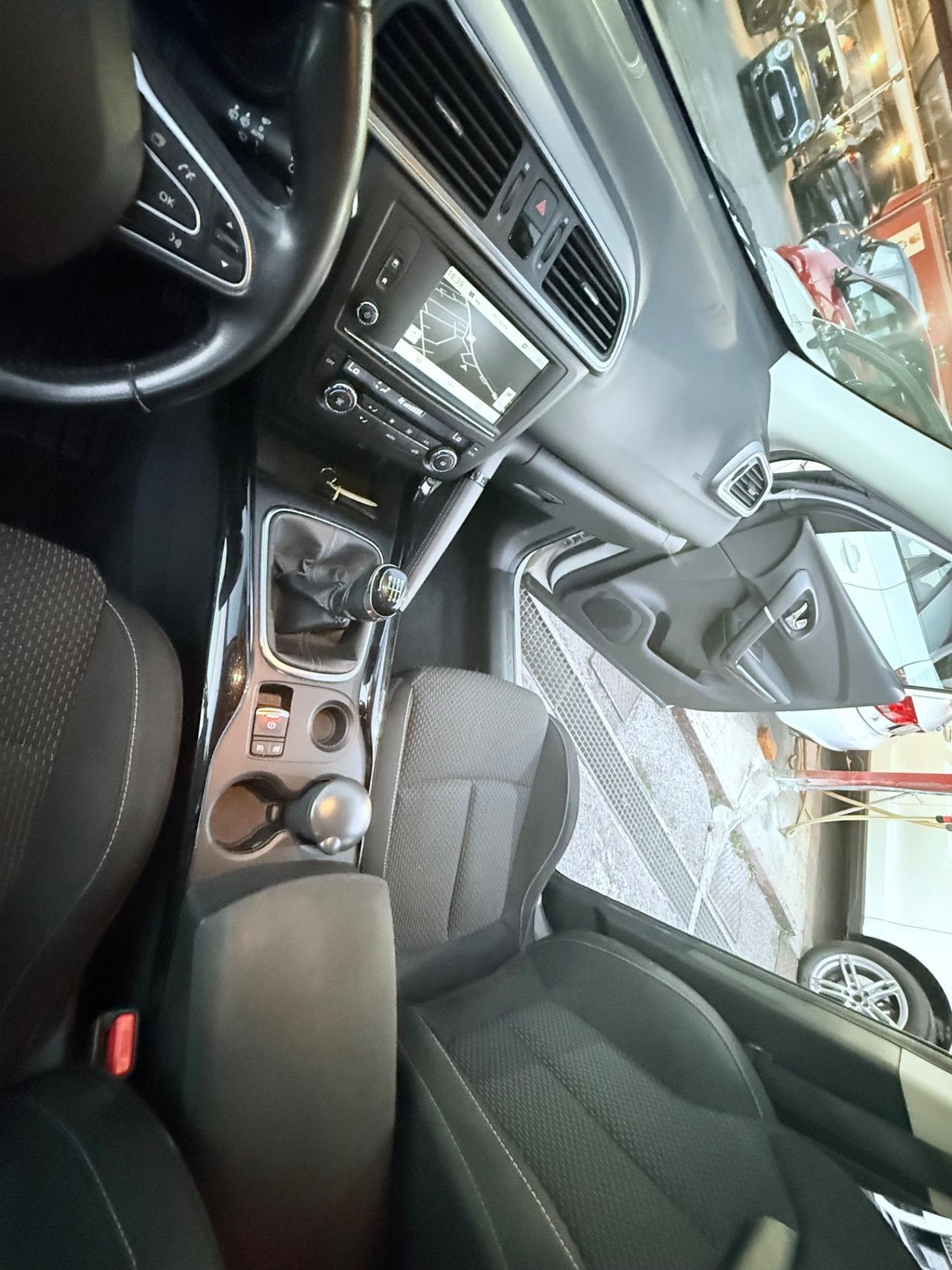 Renault Kadjar dCi 8V 110CV EDC Energy sport -