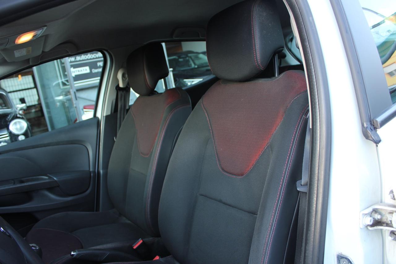 Renault Clio 1.2 75CV 5 porte