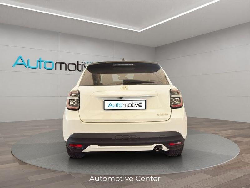 FIAT 600 1.2 Hybrid 100cv La Prima
