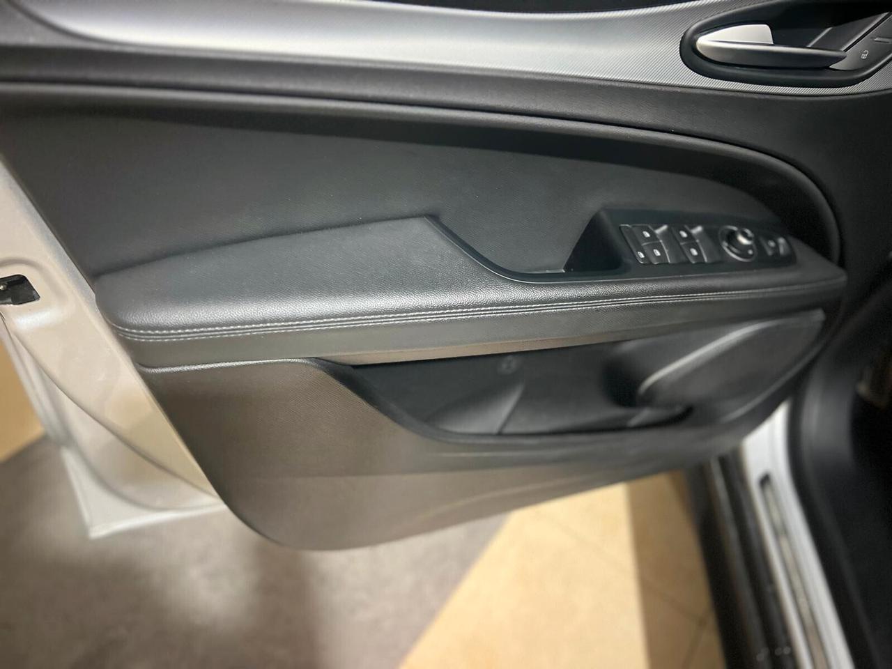 Alfa Romeo Stelvio 2.2 Turbodiesel 190 CV AT8 Q4 Sprint