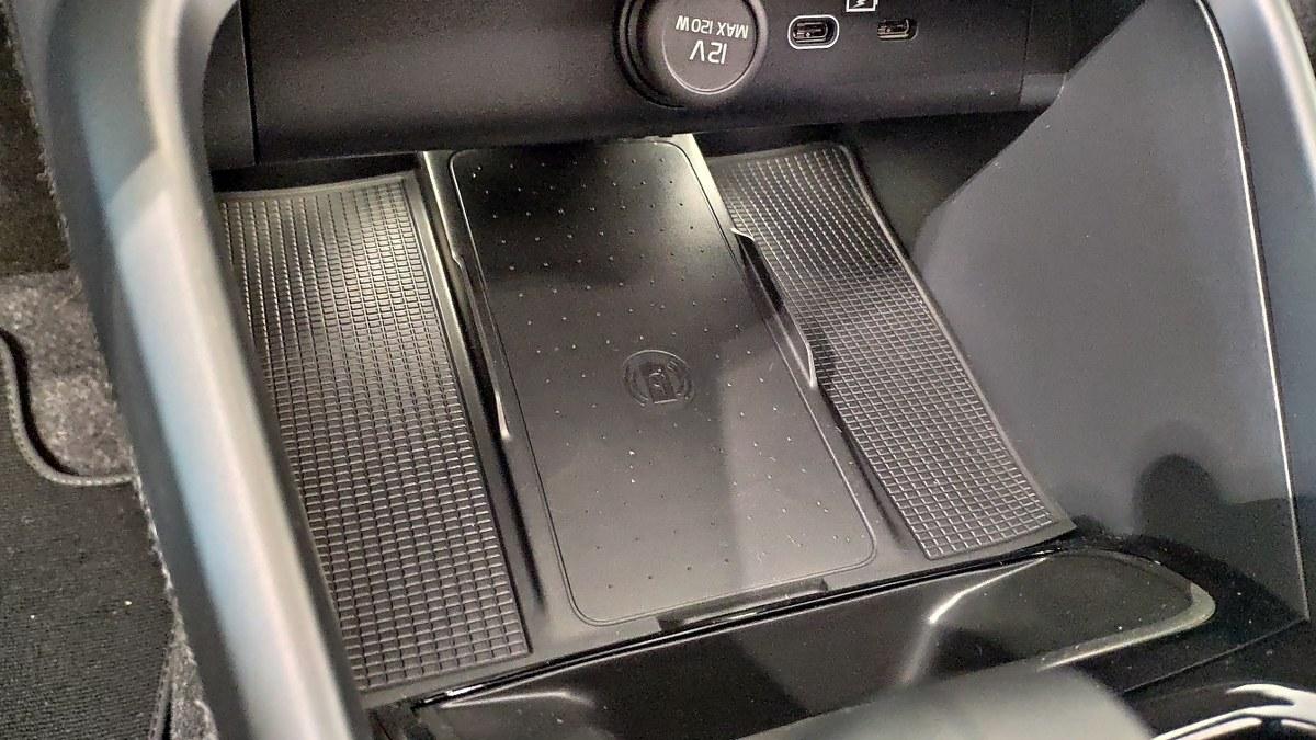 VOLVO Xc40 B3 Mild Hybrid Automatico Plus Dark
