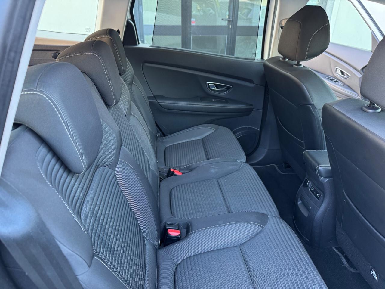 Renault Grand Scenic Blue dCi 120 CV Sport Edition