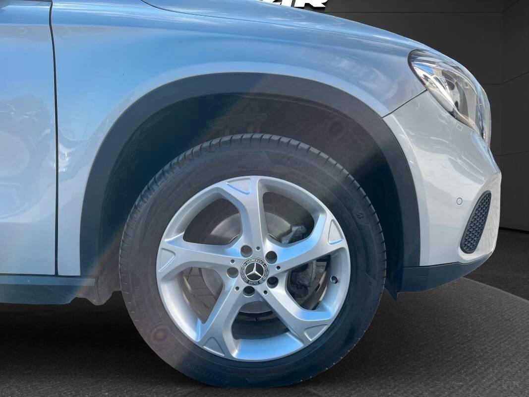 Mercedes Classe GLA 180 d Business