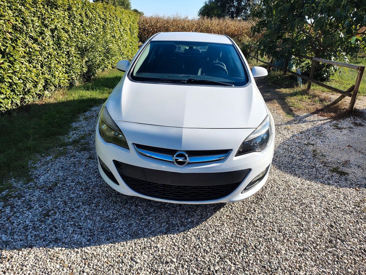 Opel Astra 1.4 Turbo 140CV 5 porte Cosmo