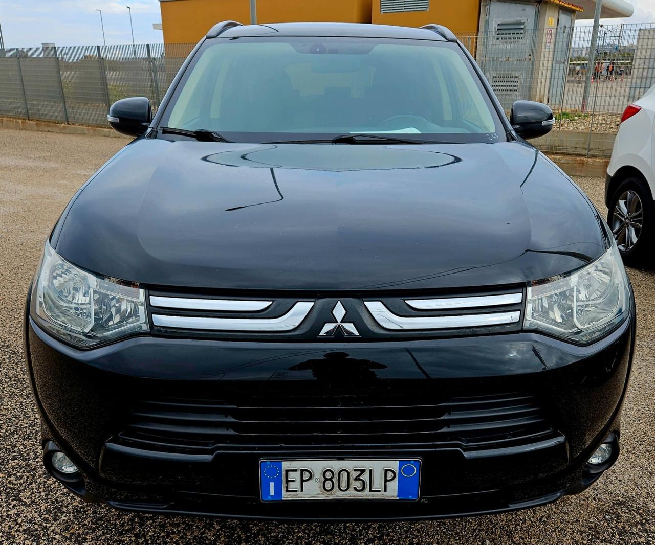 Mitsubishi Outlander - PARI AL NUOVO - GARANTITA 12 MESI CASCO -