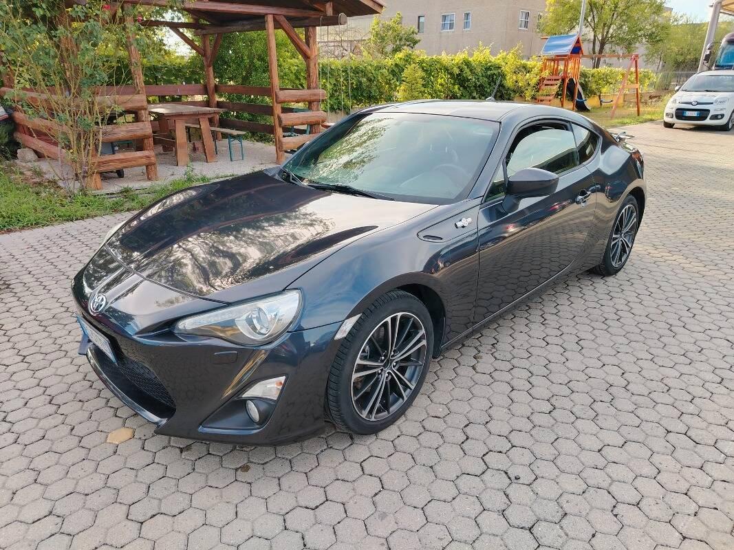 Toyota GT86 MOTORE NUOVO FATT. TOYOTA
