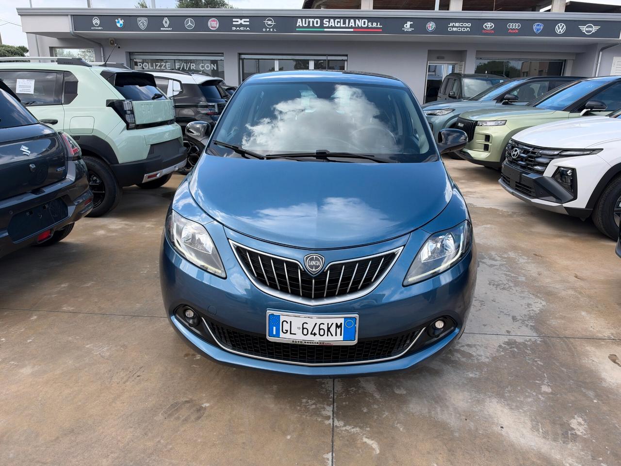 Lancia Ypsilon 1.0 FireFly 5 porte S&S Hybrid Gold