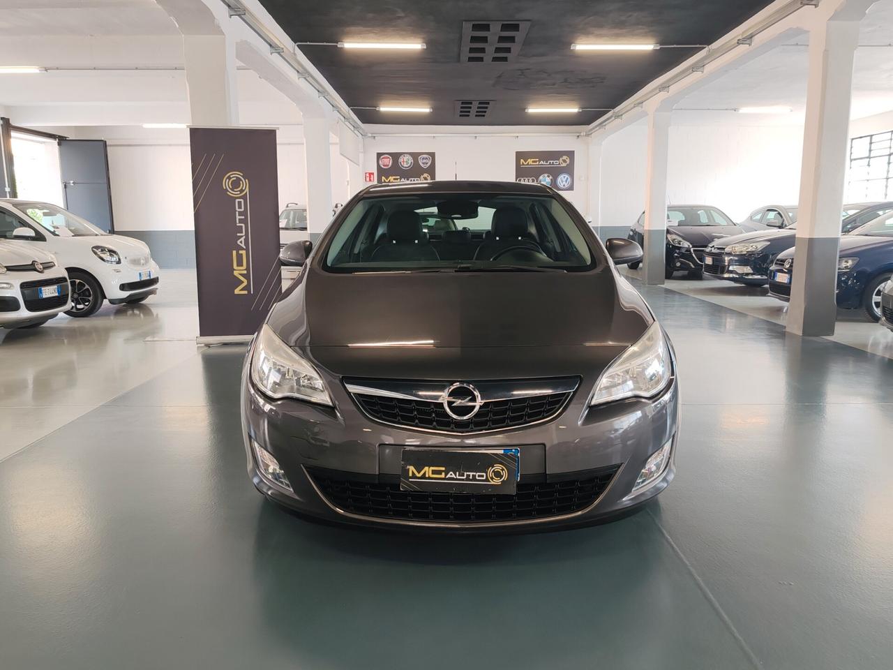 Opel Astra 1.4 Turbo 140CV 5 porte Cosmo