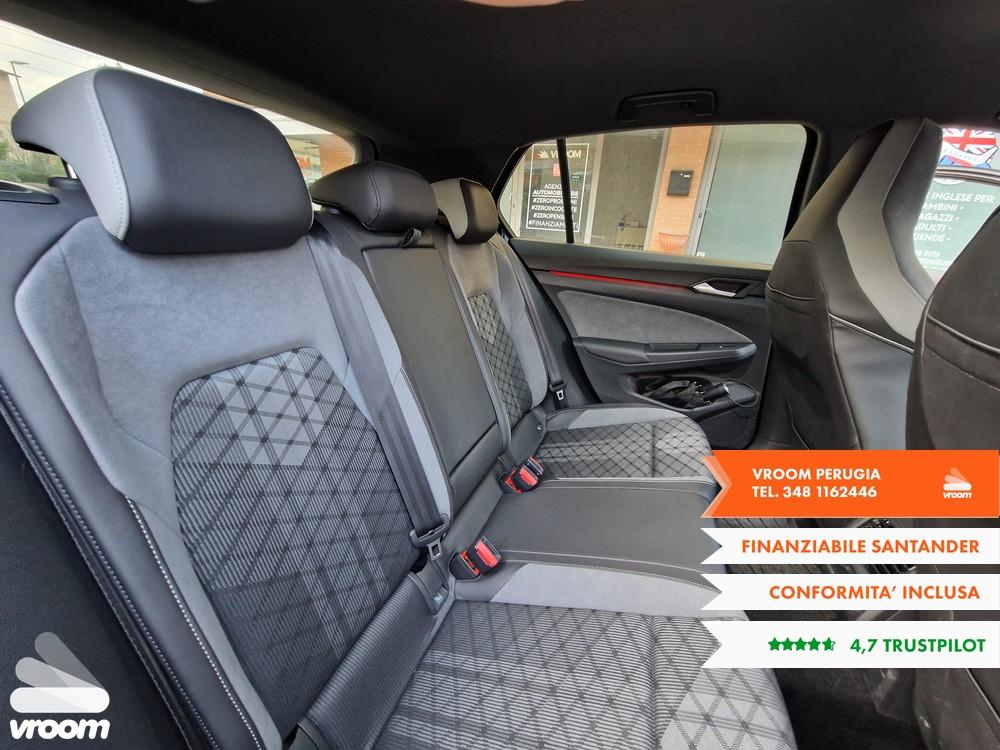 VOLKSWAGEN Golf 8 2.0 TDI 150 CV DSG R-Line 2023