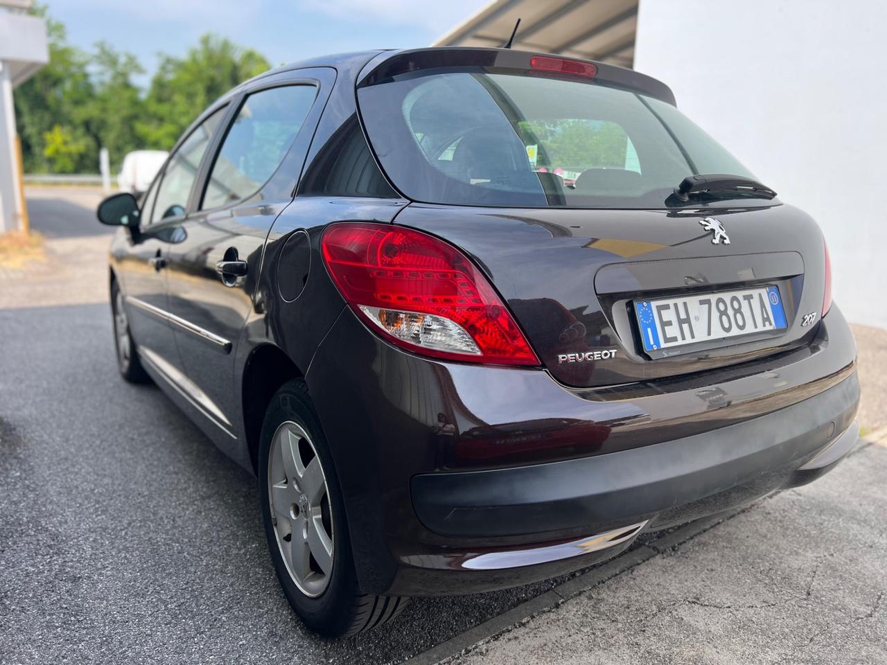 Peugeot 207 1.4 VTi 95CV 5p. Active