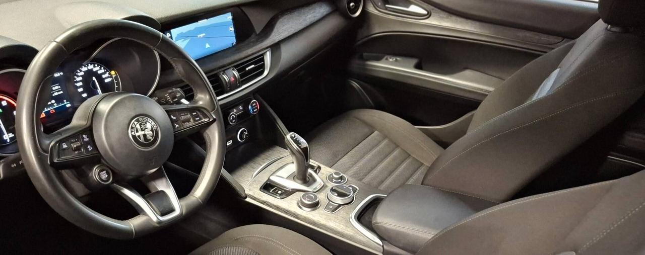 Alfa Romeo Stelvio 2.2 Turbodiesel 190 CV AT8 Q4 Business