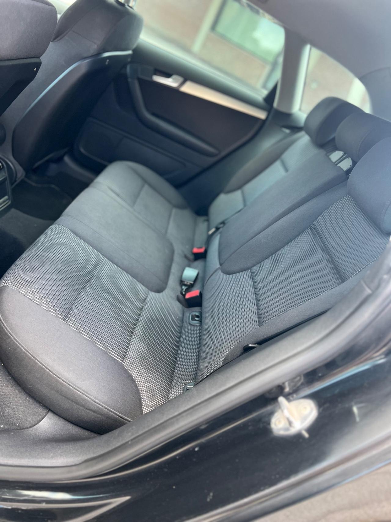 Audi A3 SPB 1.6 TDI 105 CV CR Ambition