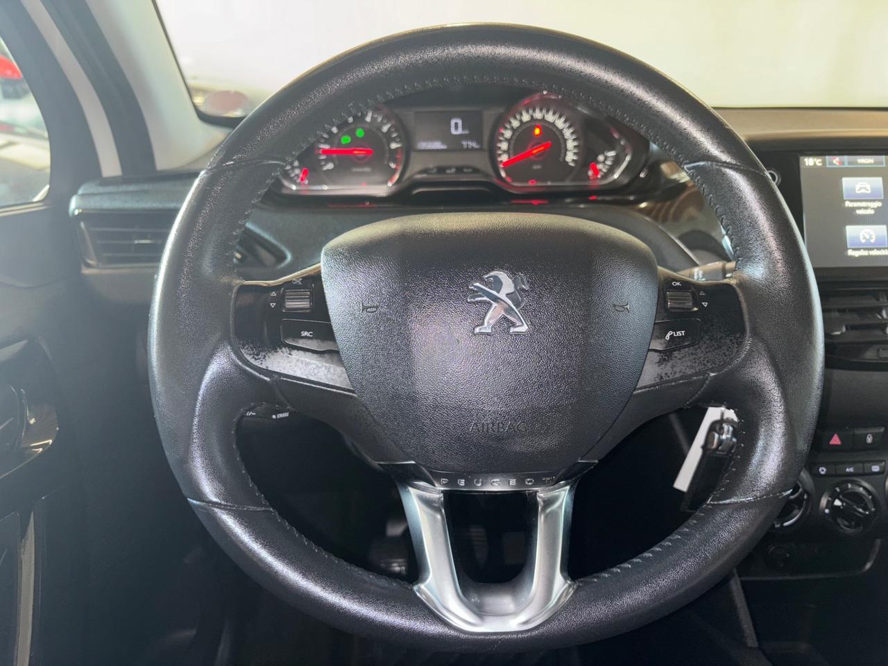 Peugeot 208 1.2 Benzina OK NEOPATENTATI