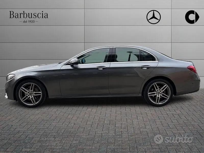 Mercedes-Benz Classe E - W213 Berlina - E 220...