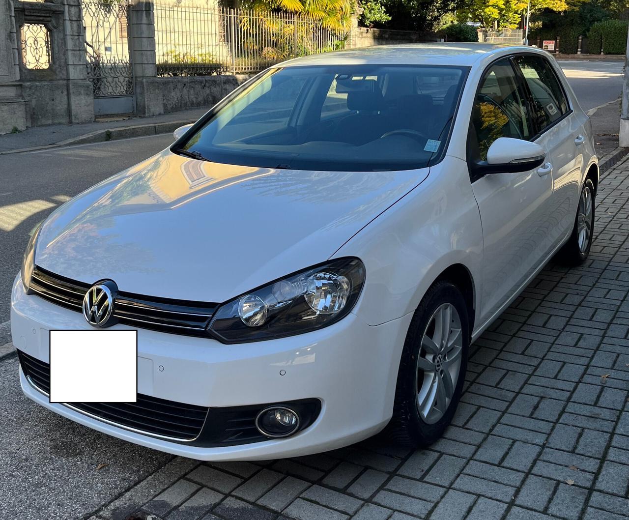 VOLKSWAGEN GOLF 1.4 TSI BENZINA 122CV CAMBIO AUTOMATICO DSG 5 PORTE HIGHLINE - ANCHE PER NEOPATENTATI