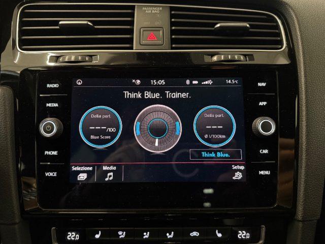 VOLKSWAGEN Golf GTI Performance DSG