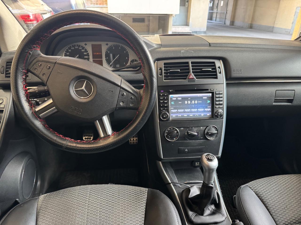 Mercedes-benz B 200 Turbo Sport