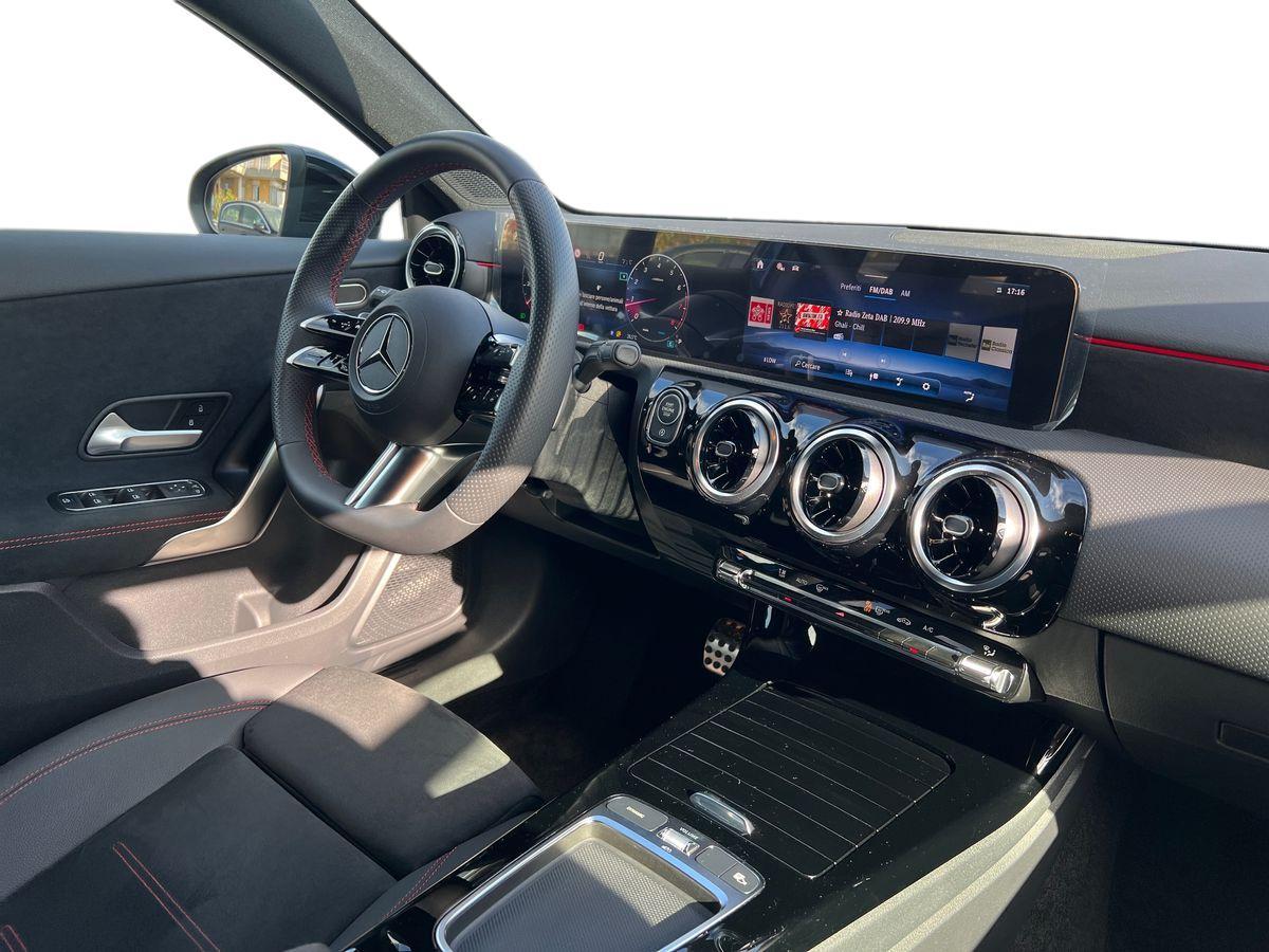 Mercedes-Benz A 180 AMG Line Advanced auto