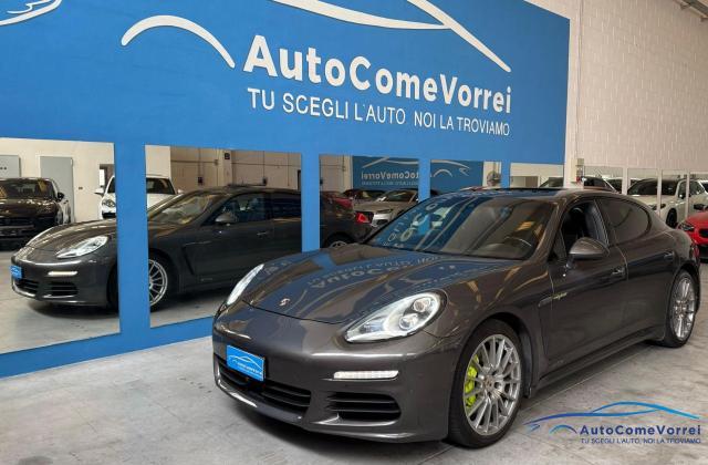 Porsche Panamera 3.0 S E-Hybrid – IN ARRIVO –