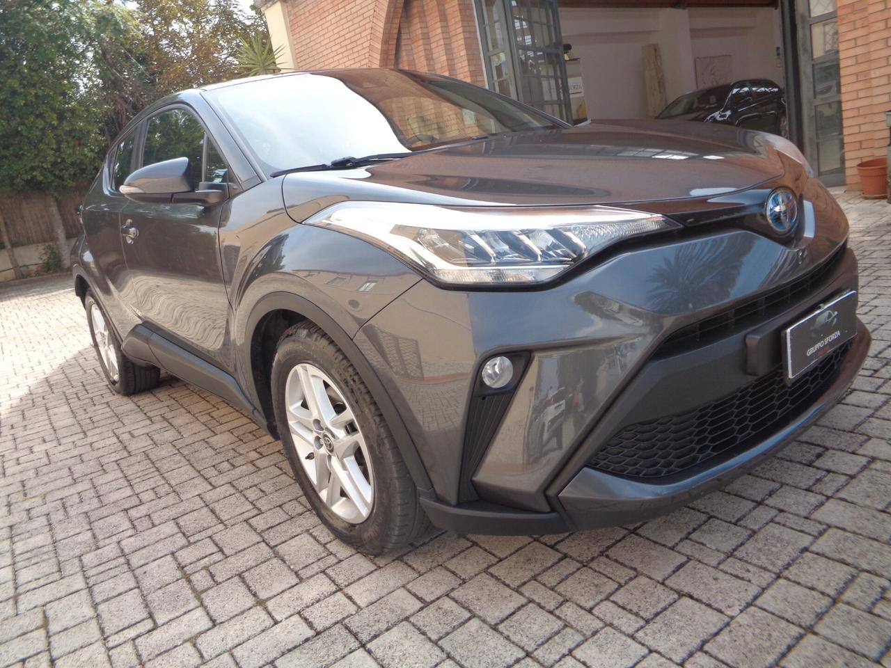 Toyota C-HR 1.8 Hybrid E-CVT Active NESSUN VINCOLO DI FINANZIAMENTO