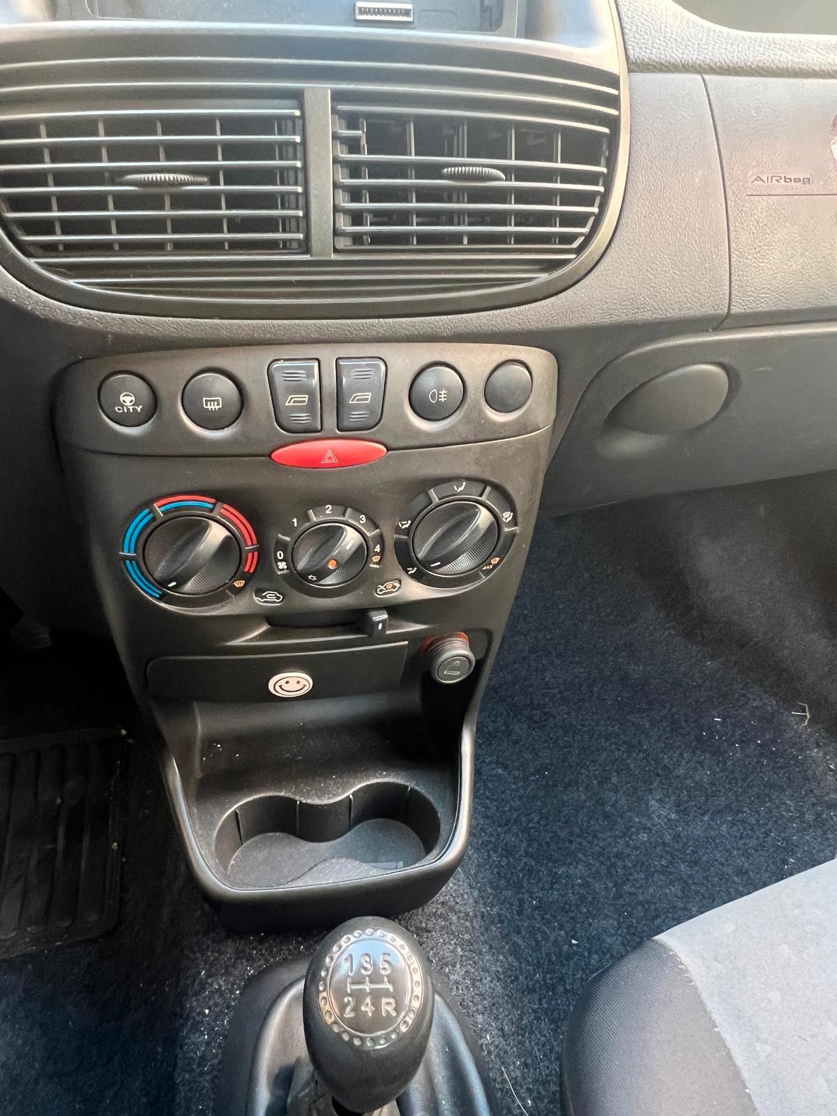 Fiat Punto 1.2 8V 5 porte Pop