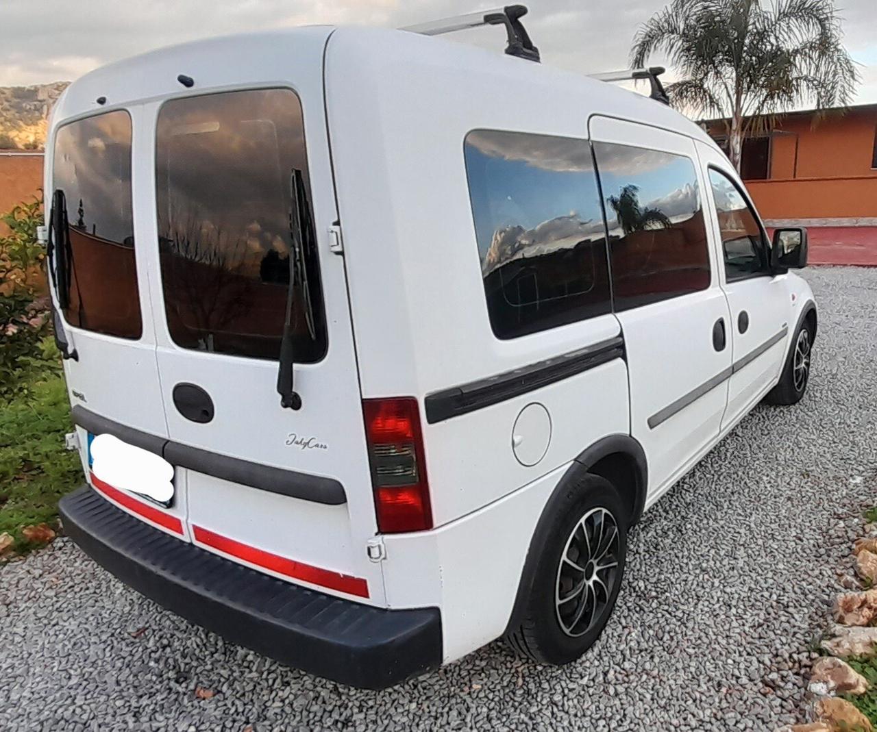 Opel Combo 1.7 DI 5p. Tour