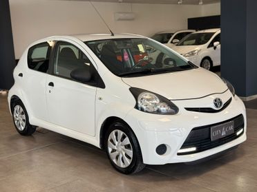 Toyota Aygo 1.0 12V VVT-i 5 porte Lounge Connect