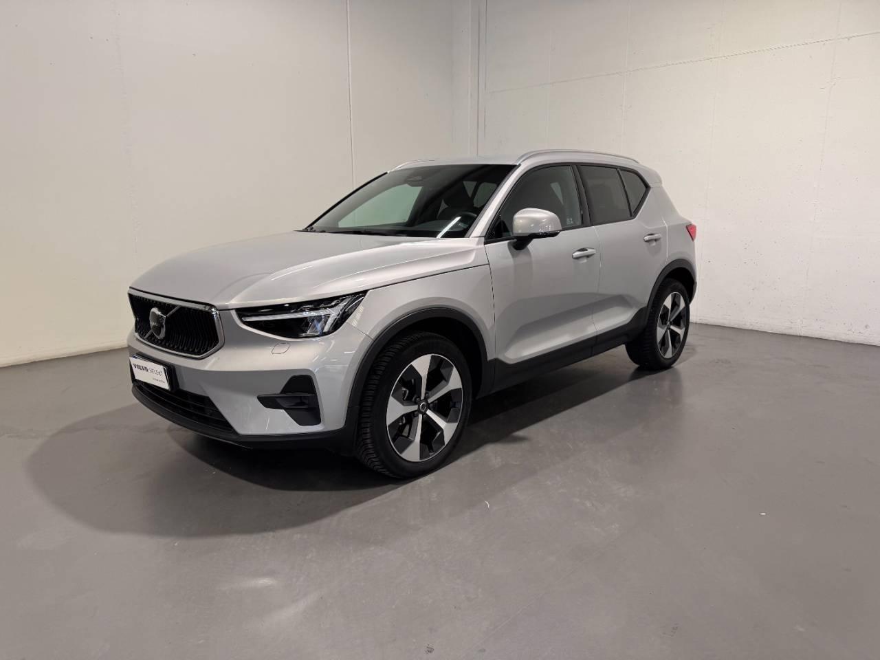 VOLVO XC40 B3 CORE AUTO