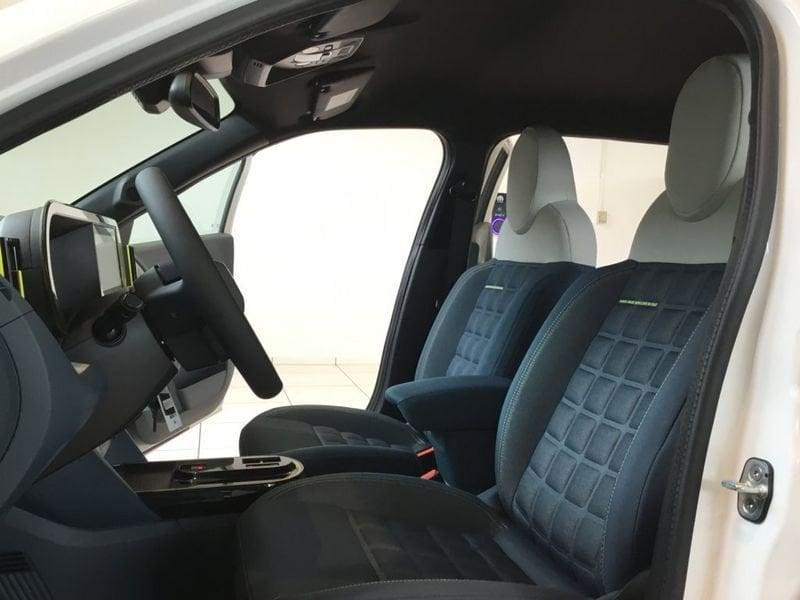 FIAT Grande Panda Grande Panda 1.2 Hybrid 110 CV S&S La Prima PROMO MESE + TARGA