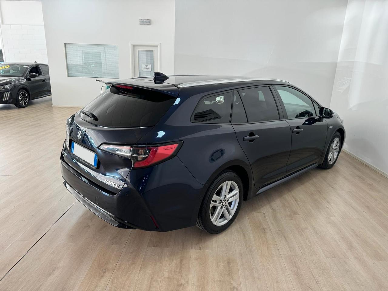 Suzuki Swace 1.8 Hybrid E-CVT 2WD Top