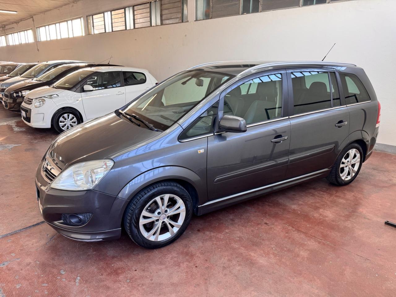 Opel Zafira 1.8 16V GPL-TECH Cosmo