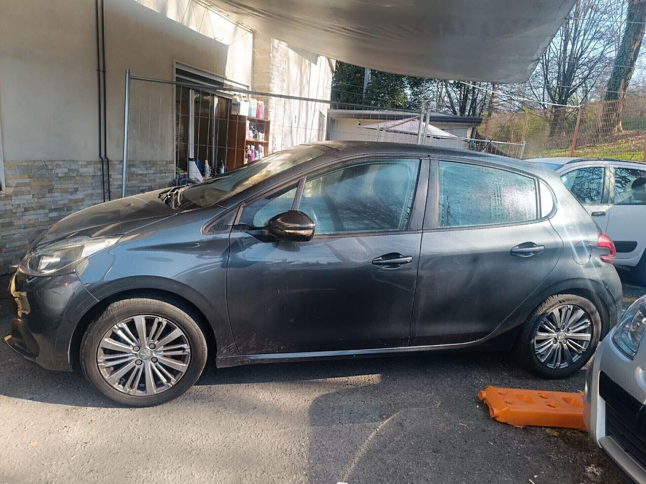 Peugeot 208 1.2 PureTech 82 Allure
