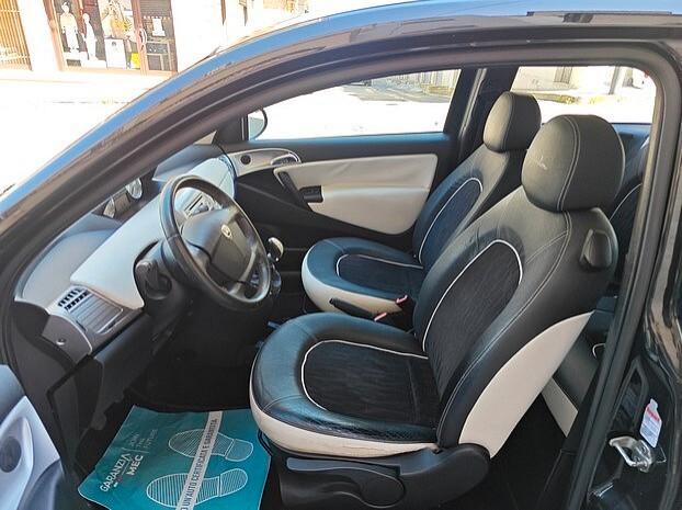 LANCIA Ypsilon 1.2 Benzina 69cv *UNYCA* - 2011