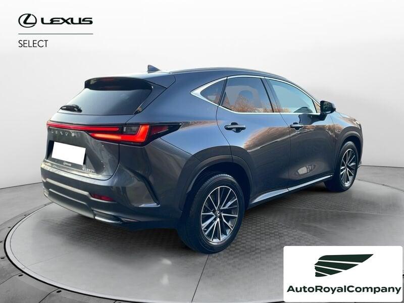 Lexus NX NX Hybrid 4WD Premium UNIPRO' km 25000