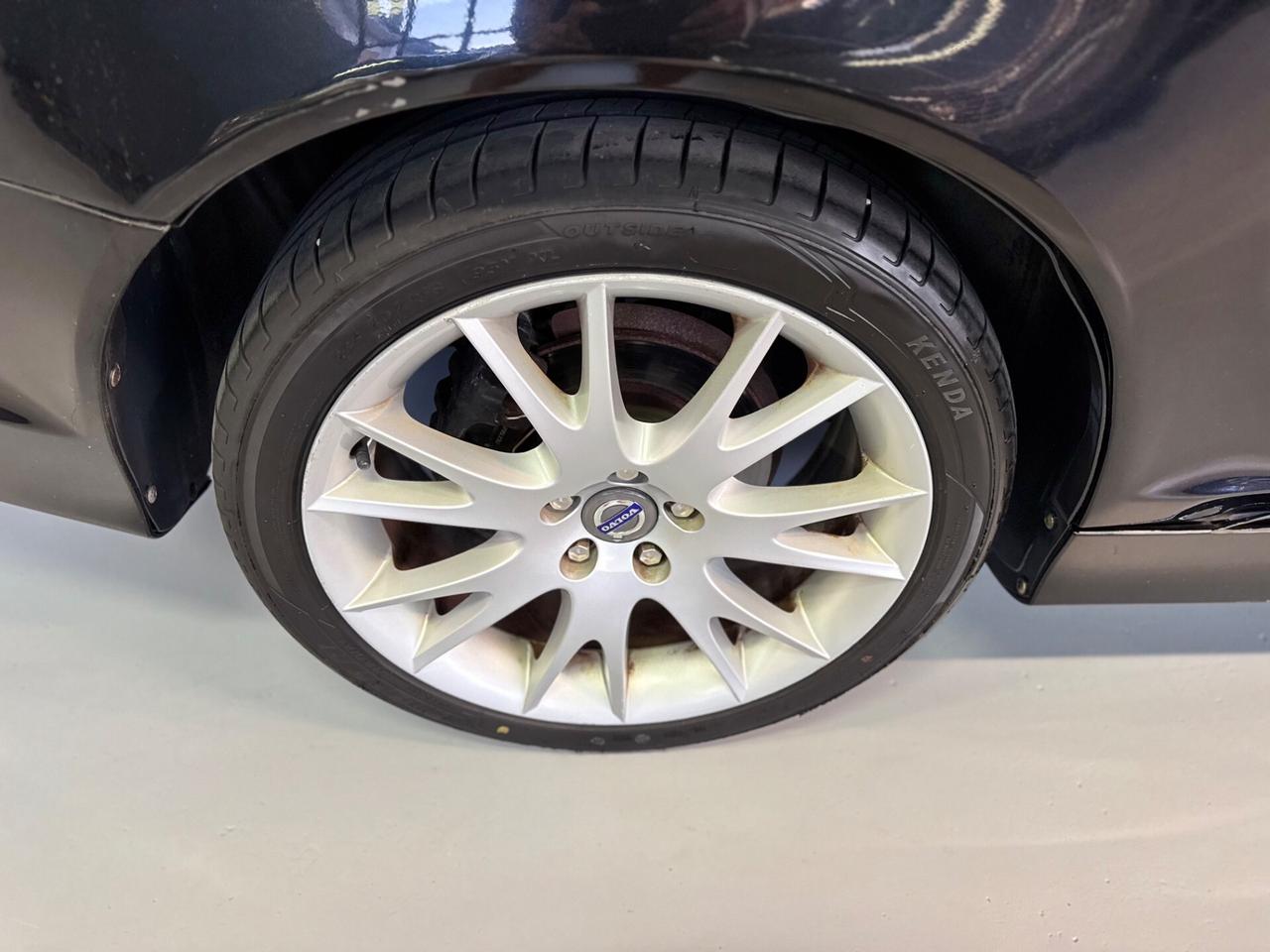 Volvo C70 2.4 D5 20V Momentum